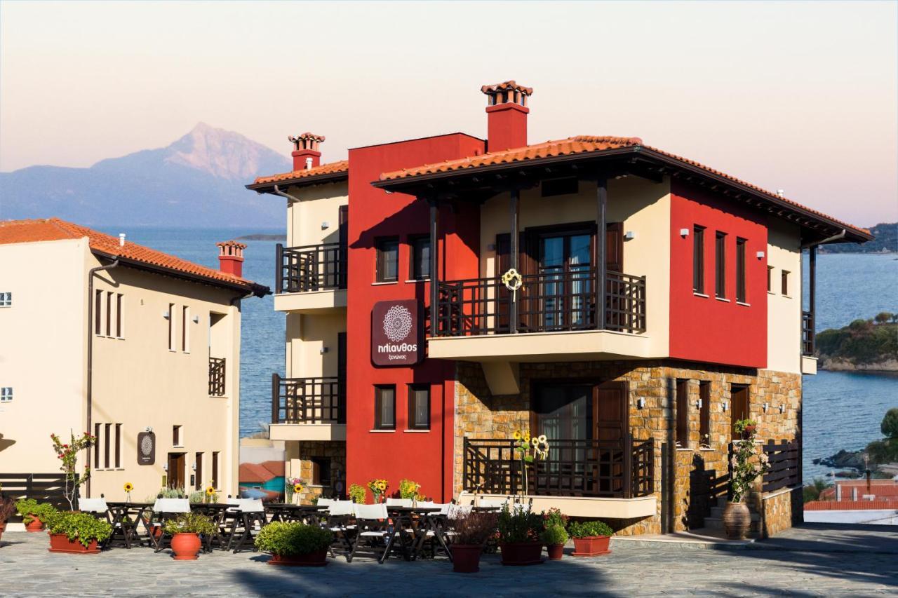 Helianthus Guesthouse Amoliani Exterior foto
