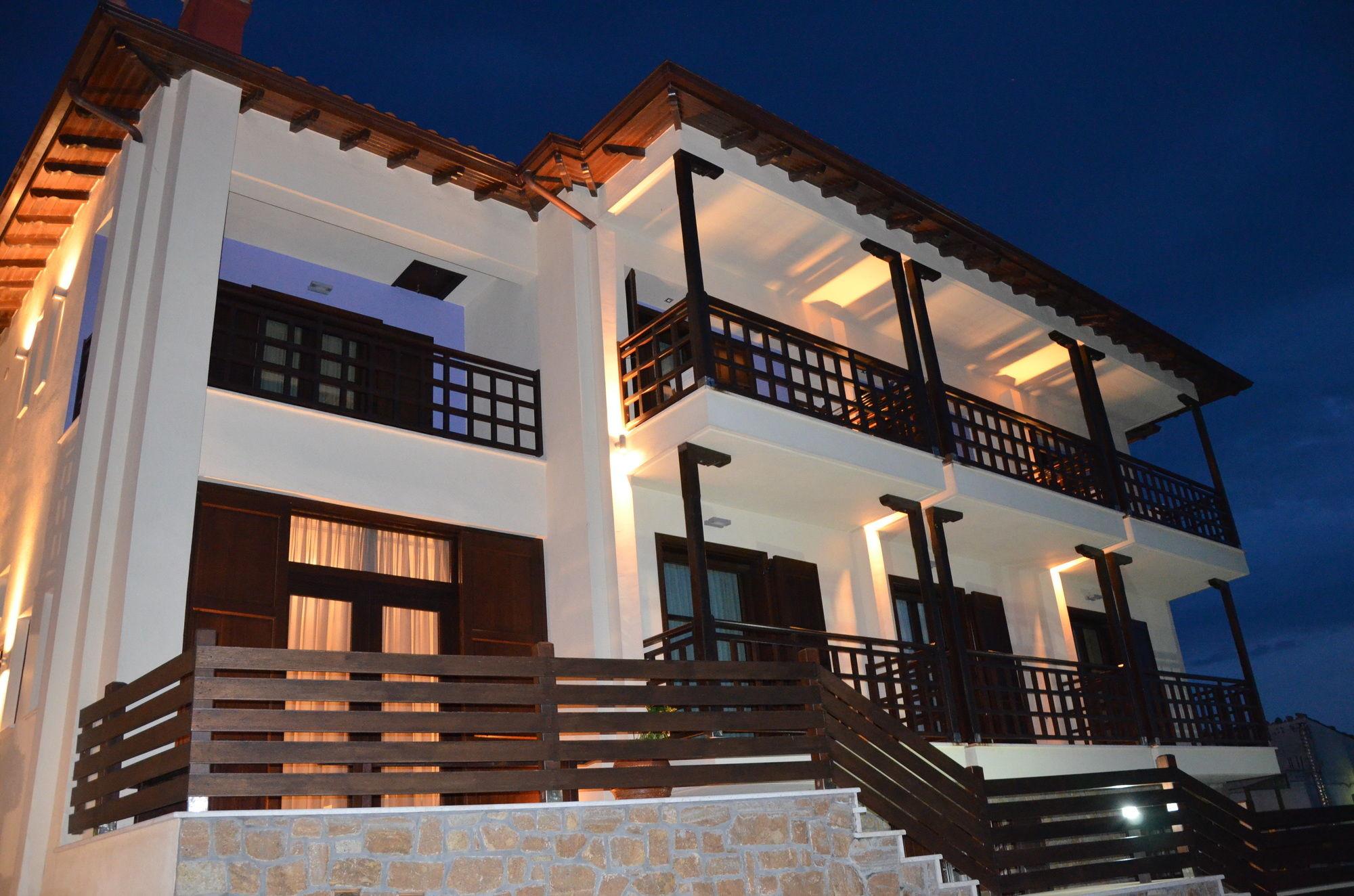 Helianthus Guesthouse Amoliani Exterior foto