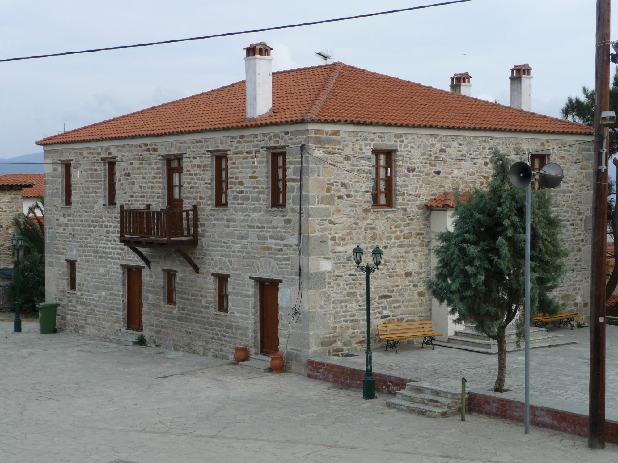 Helianthus Guesthouse Amoliani Exterior foto